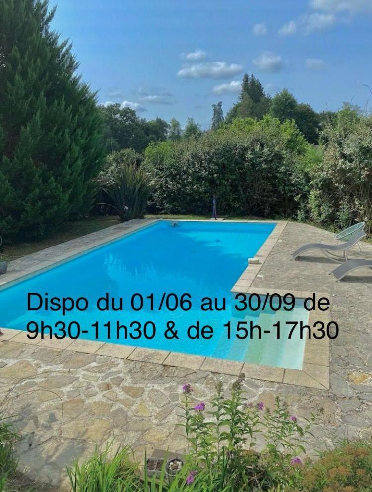 Agreable Petit Gite Avec Piscine Et Jardinet 萨利-德贝阿恩 外观 照片